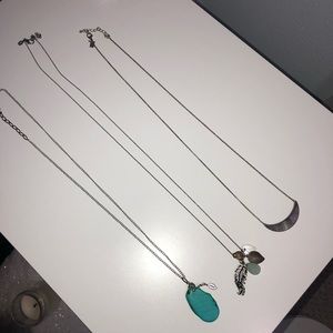 Bundle of three long necklaces